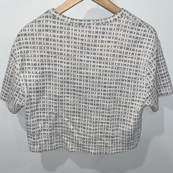Zara Crop Top - Picture 2 of 3